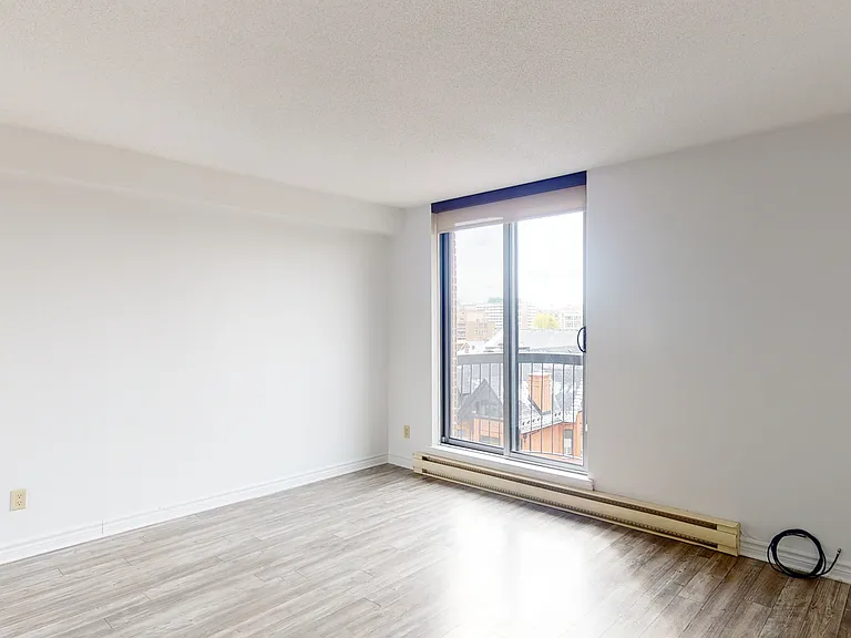 341 Maclaren St — Photo 22