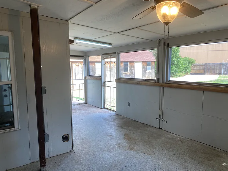 2242 Piedmont Pl — Photo 44