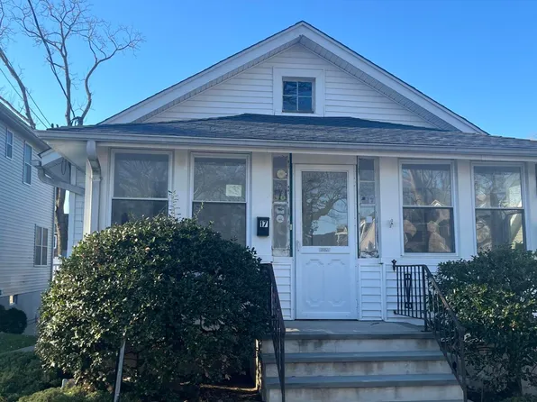 17 Ward Ln, Rumson, NJ 07760