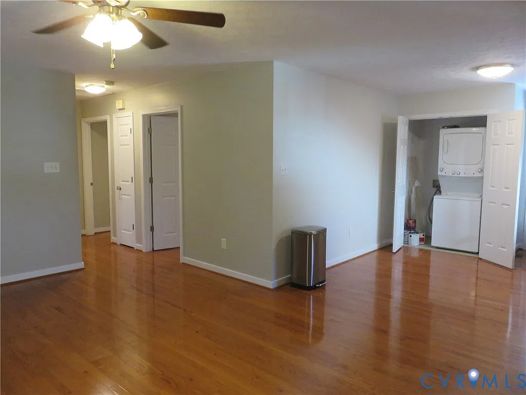 3 bed, 2.0 bath, 1040 sqft, $1,790 — Photo 3