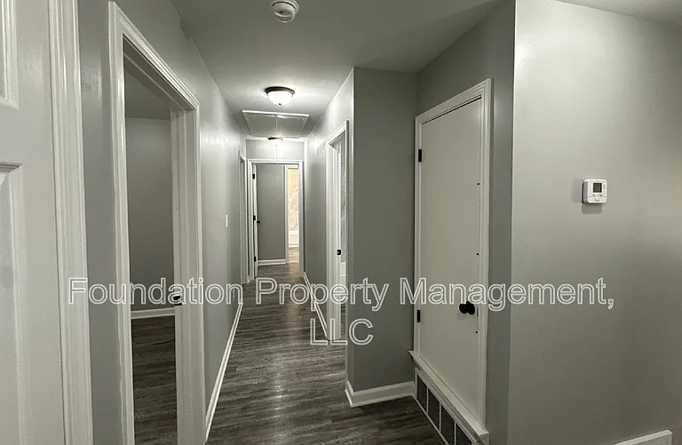605 Howard Dr — Photo 5