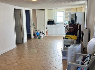 11 M St #E, Hampton, NH 03842