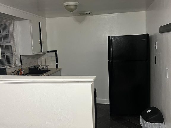 3rd image of 7709 Lambert Pl Unit 2