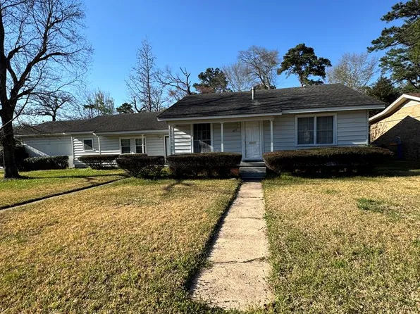 420 Vine Dr, Lufkin, TX 75904