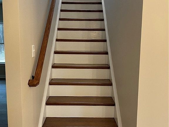 4th image of 63 Tall Pines Dr