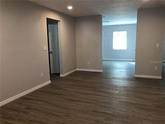 5th image of 1942 29th St