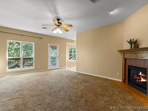 5th image of 1381 Forest Ln