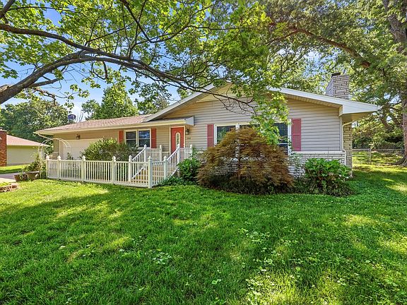 2nd image of 1706 S 11th Avenue