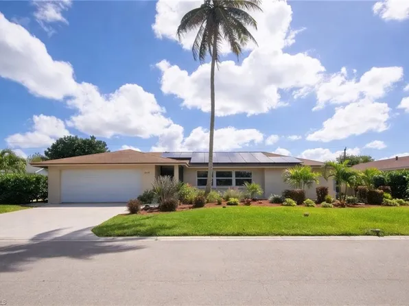 4419 Lakewood BLVD, NAPLES, FL 34112