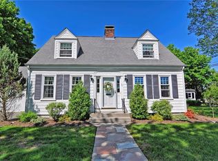 1 Adele Ave, Rumford, RI 02916