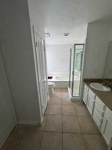 5418 Lakeview Pkwy #5418 — Photo 2