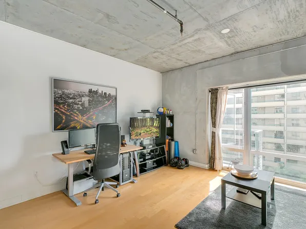 645 W 9th St APT 401, Los Angeles, CA 90015
