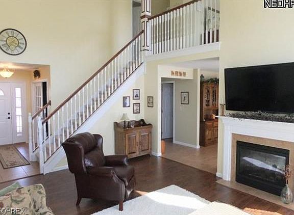 3rd image of 149 Stonehaven Dr