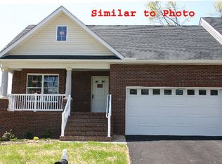 483 Hickory Grove Cir, Harrisonburg, VA 22801
