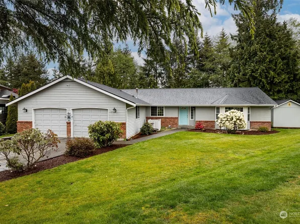 124 Cedarwood Place, Mount Vernon, WA 98273