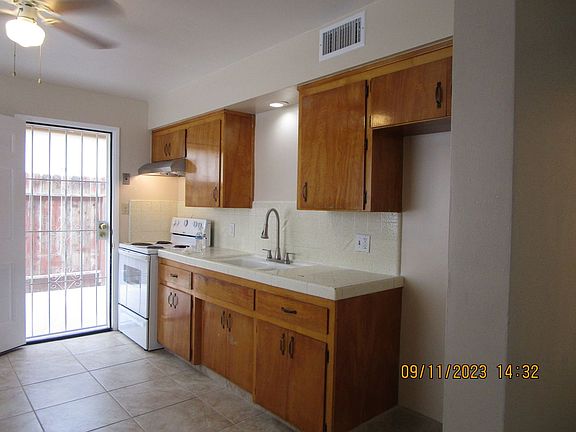 5th image of 909 El Tejon Ave #A