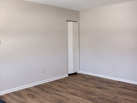 3rd image of 14 Girard Rd S #A