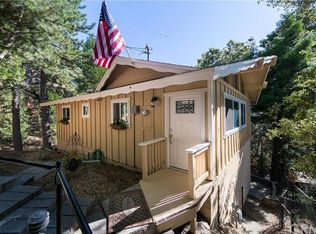 982 Arbula Dr, Crestline, CA 92325