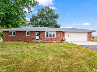1687 New Salem Church Rd, New Berlin, IL 62670