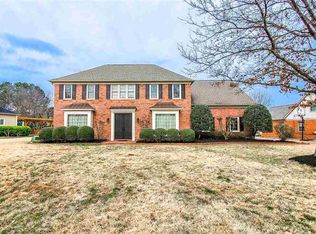 2668 Dibrell Trail Dr, Collierville, TN 38017
