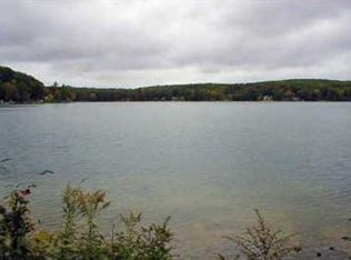 5184 Lakeshore Blvd, Newaygo, MI 49337