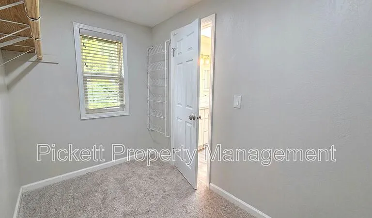 8067 Daniel Pl NW — Photo 31