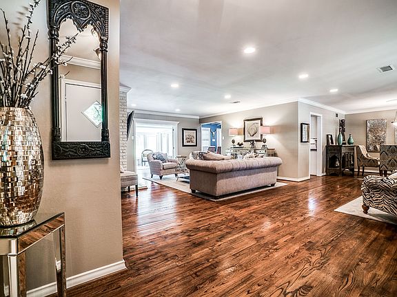 6216-woodcrest-ln-dallas-tx-High-Res-4.jpg
