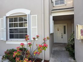 2621 SE 21st Ct, Homestead, FL