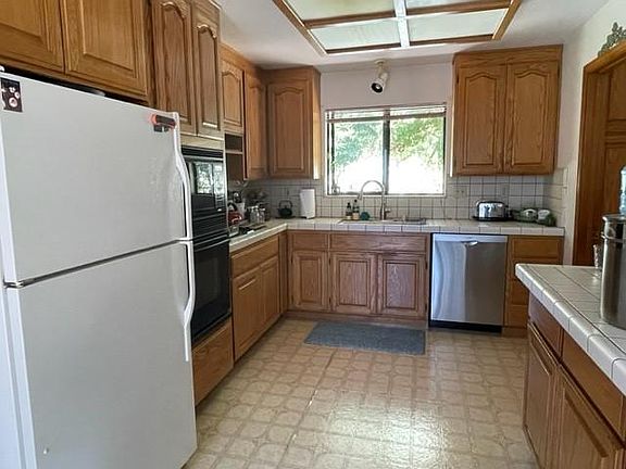 2nd image of 0 Palm Ave