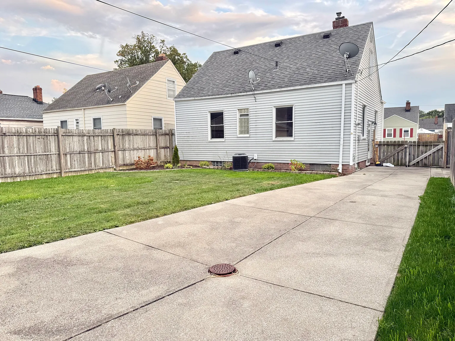 3 bed, 1656 sqft, $1,850 — Photo 2