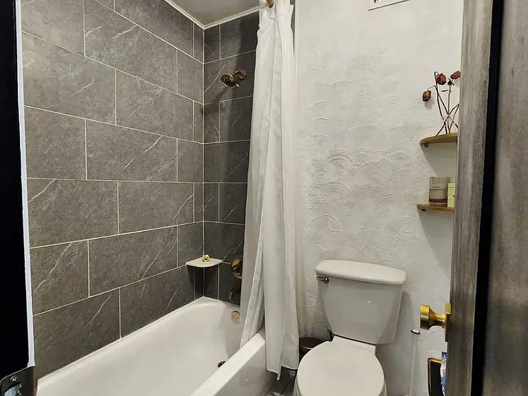 1310 El Camino Real — Photo 12