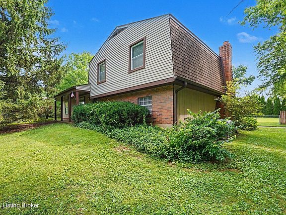 2nd image of 8819 Ash Ave