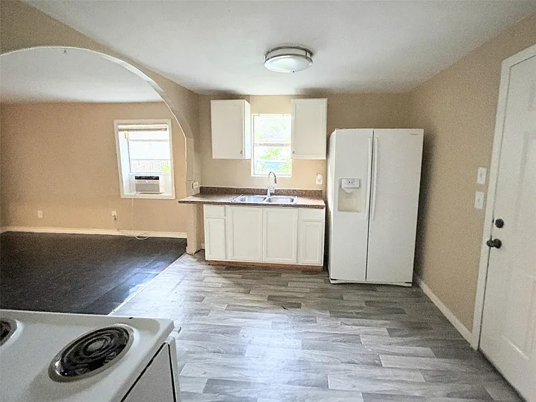 8116 Sandra St — Photo 8