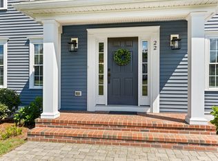 22 Whitmarsh Ln, East Bridgewater, MA 02333