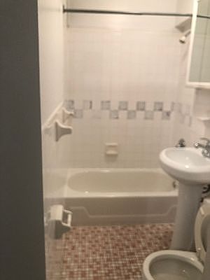 4th image of 71 E 2nd St #B1