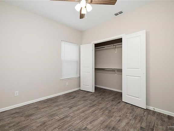 5th image of 1300 S Yankton St #1