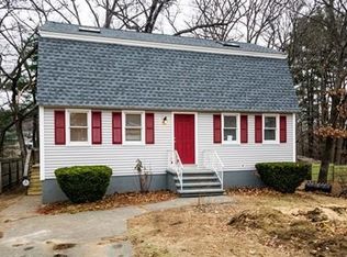 15 Oneida St, Methuen, MA 01844