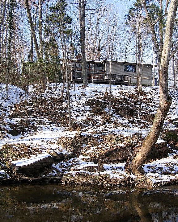 2nd image of 120 Lakeland Dr