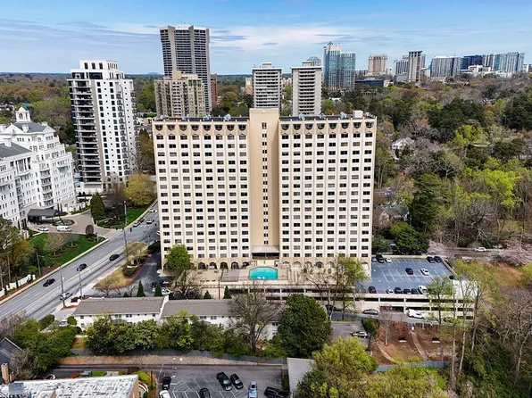 2479 Peachtree Rd NE APT 1517, Atlanta, GA 30305
