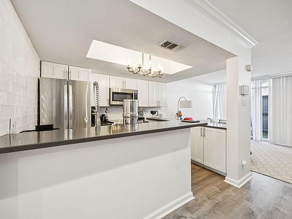 5th image of 3321 Cole Ave APT 116