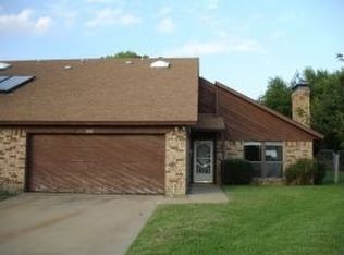 337 Mountain View Ct, Bedford, TX 76021
