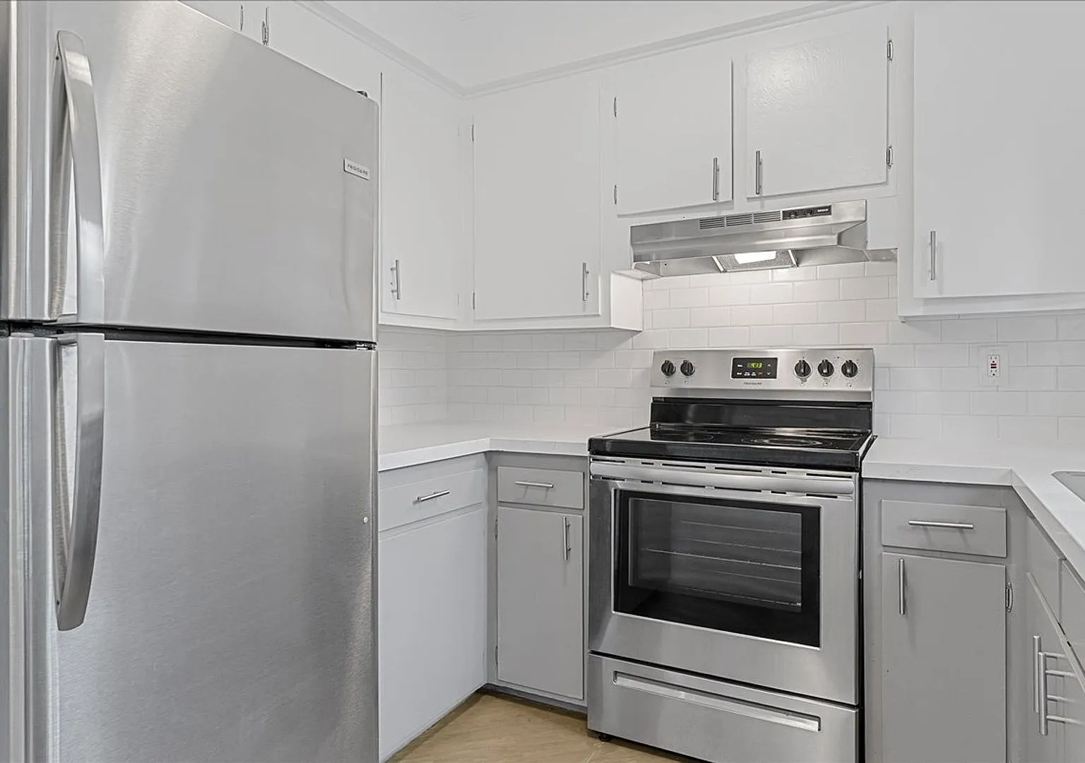 Charming North Hollywood Apartment! — Photo 3