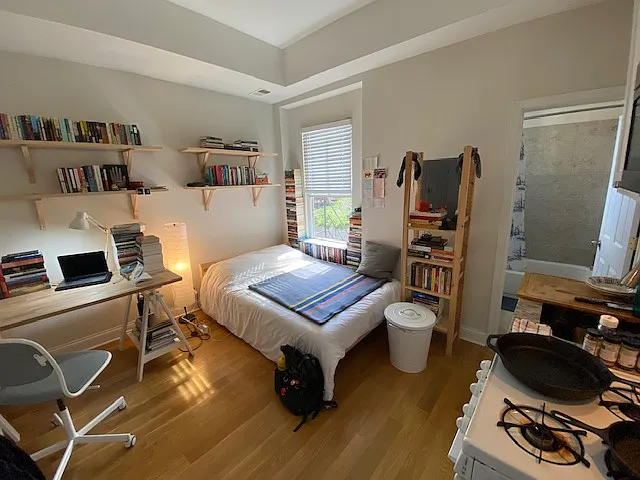 5206 S Harper Ave #2B — Photo 1