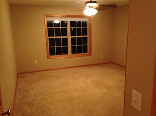 401 Sierra Pl, Roberts, WI 54023