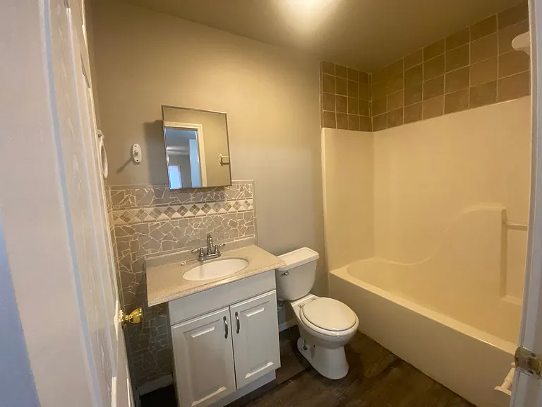 745 Wabash St — Photo 31