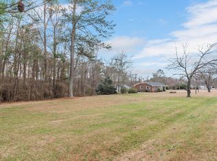 145 Baptist Grove Rd, Fuquay Varina, NC 27526