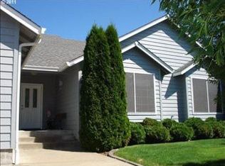 2714 Golfview Ave, Sutherlin, OR 97479