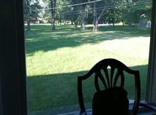 14190 Shawnee Trl, Middleburg Heights, OH 44130