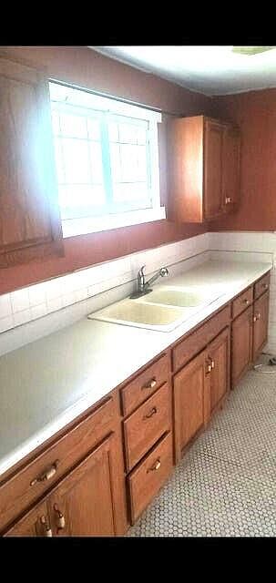2nd image of 409 7th St