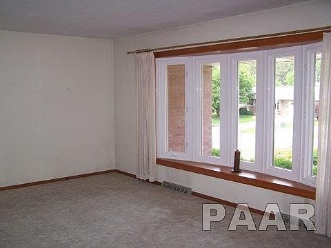 4th image of 605 Stratford Dr